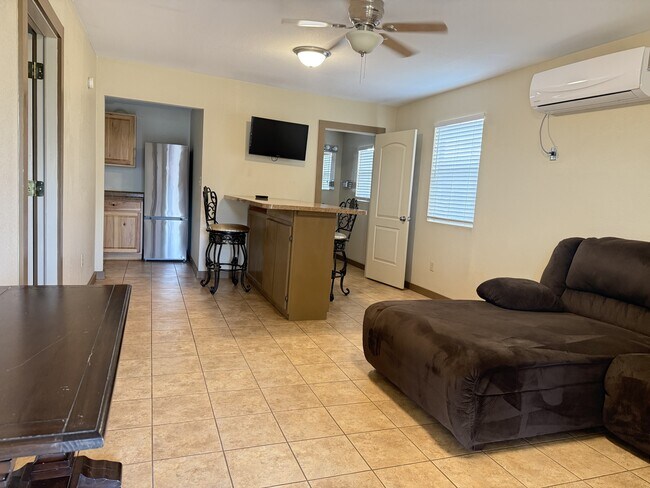Building Photo - 6209 CRD 55 Unit C