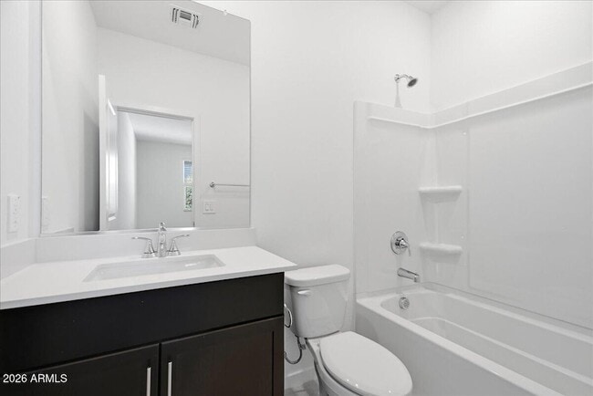 Building Photo - 15875 W Cottontail Ln