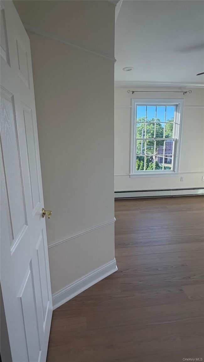 Building Photo - 63 Harding Ave