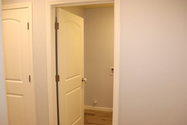 Building Photo - 1884 Clover Drive