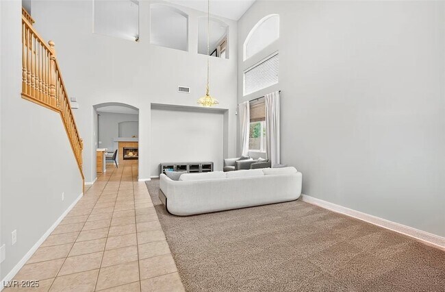 Building Photo - 233 Lynbrook St