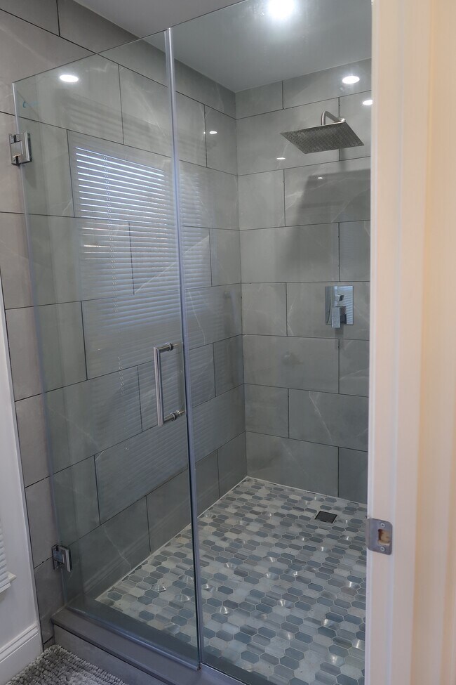 Building Photo - 4501 Deane Ct