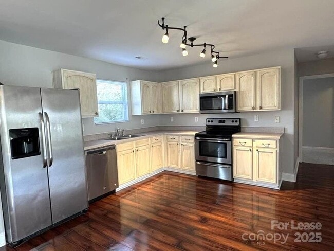 Building Photo - 10942 Dry Stone Dr