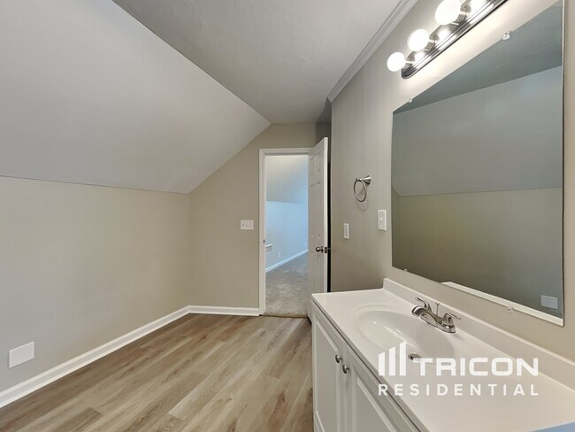 Building Photo - 2103 Winthorne Ln