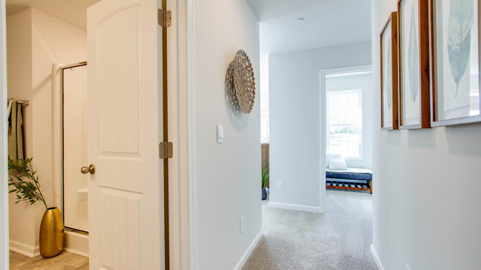 Building Photo - 646 Longtail Ln