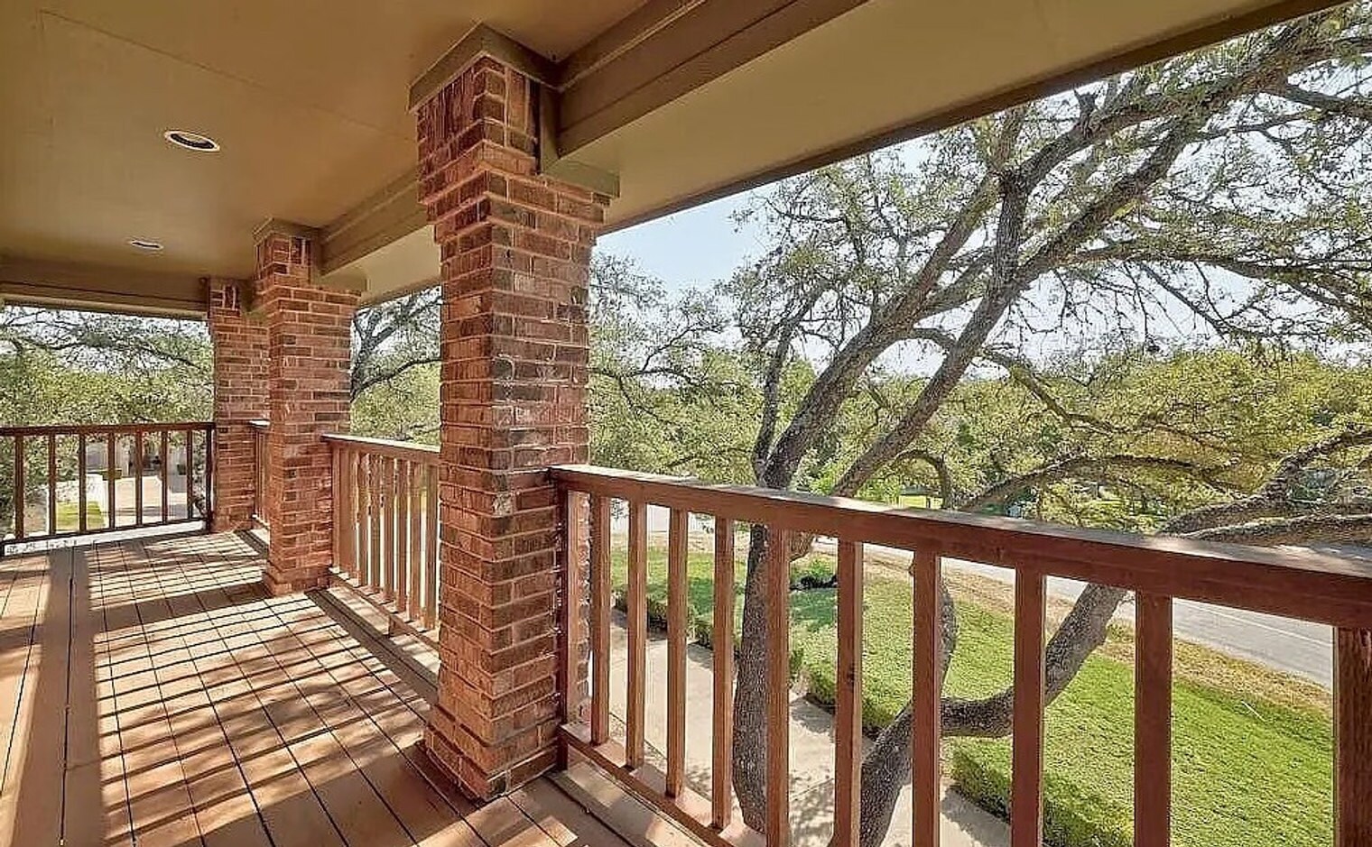 Building Photo - 415 New Lido Dr