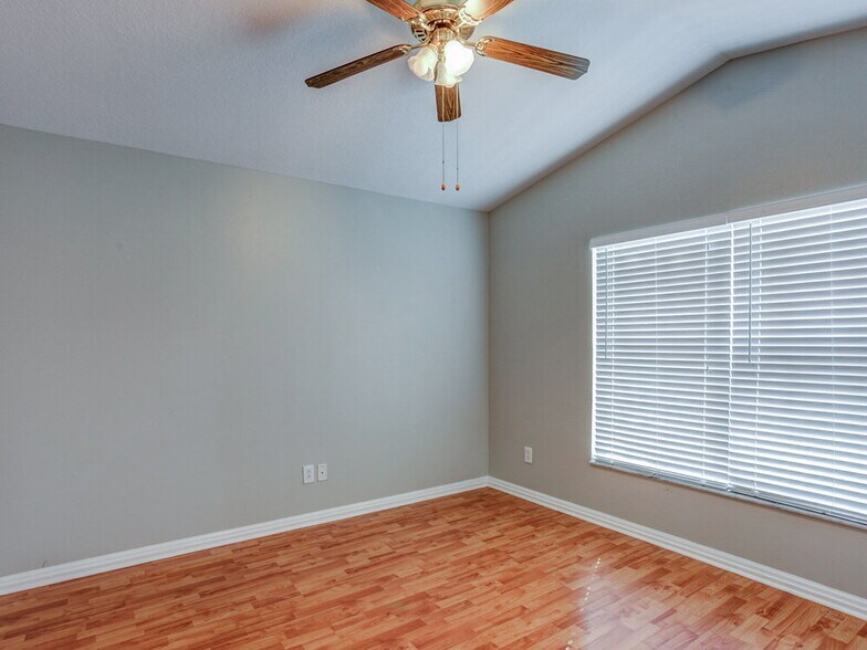 Building Photo - 12408 Tree Pointe Ct