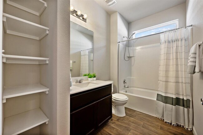 Building Photo - 128 Presidential Path