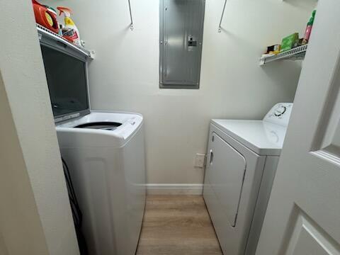 Building Photo - 9873 Baywinds Blvd