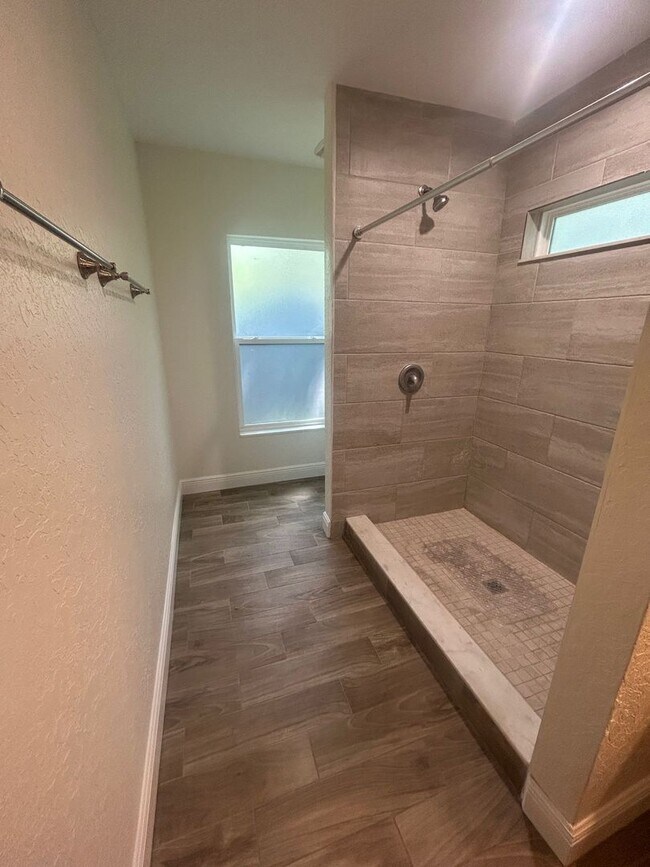 Building Photo - Beautiful 3 Bedroom 2 Bathroom in Sanford FL!
