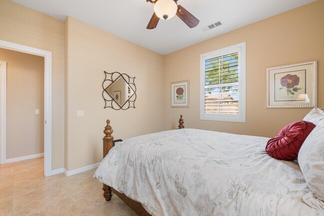 Building Photo - 73757 Picasso Dr