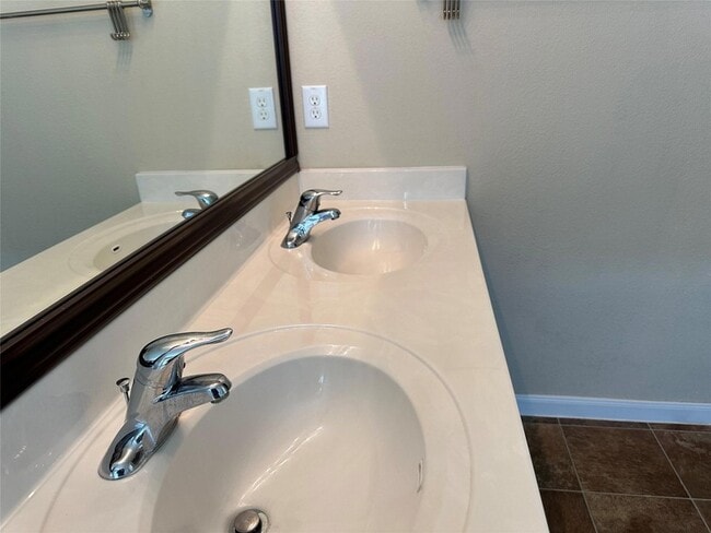 Building Photo - 316 Pack Horse Dr