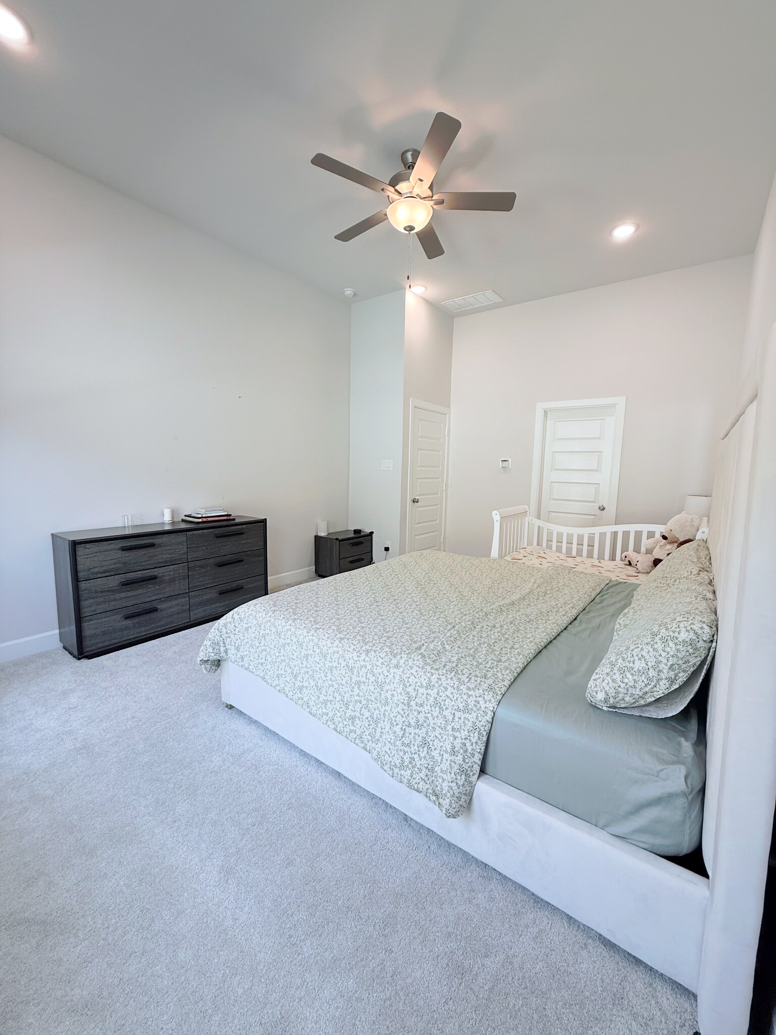 Building Photo - 8641 Spindletop Dr