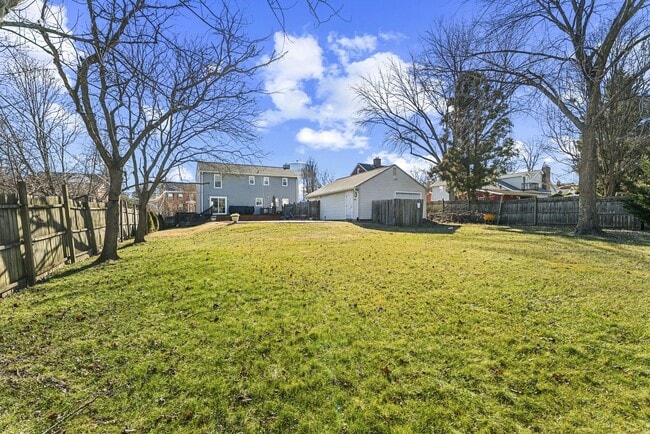 Building Photo - 3100 Franklin St