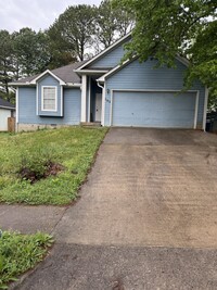 Building Photo - 105 River Oaks Dr