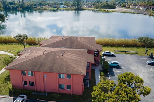 Building Photo - 2020 NW 119th St