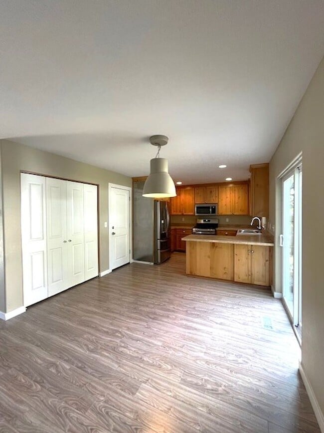 Building Photo - Coming Soon!  Charming 3 Bedroom / 2.5 Bat...