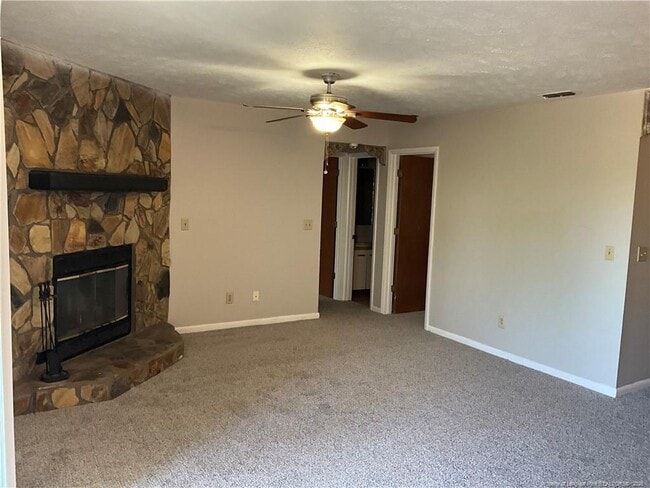 Building Photo - 1014 Brookhollow Dr