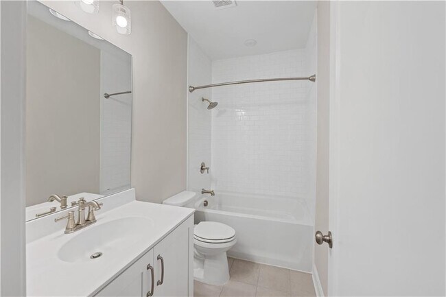 Building Photo - 229 Arpeggio Wy
