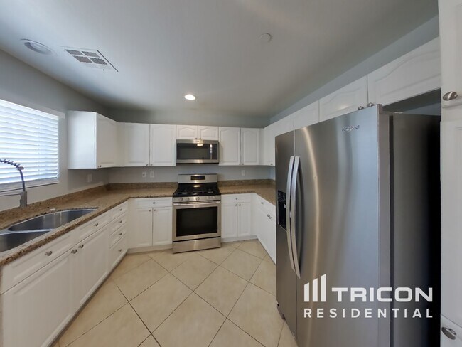 Building Photo - 9169 Promising Ct