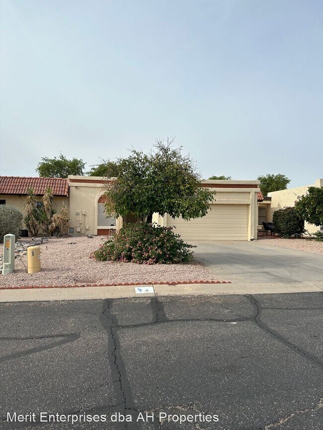 Primary Photo - 3 br, 2 bath House - 7006 E JENSEN ST #2