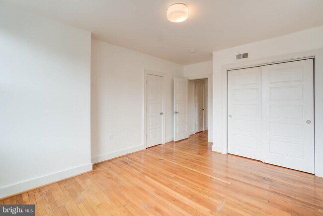 Building Photo - 3625 16th St NW