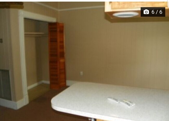 Building Photo - 227 Sanford Ave