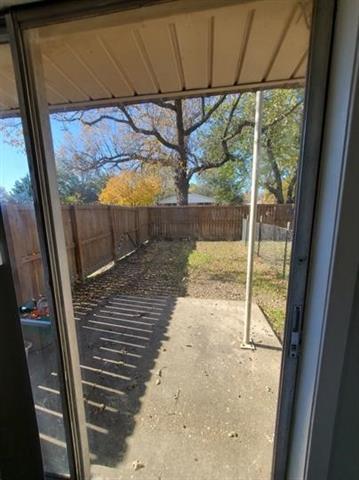 Building Photo - 400 Bill Bradford Rd