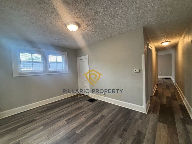 Building Photo - 1348 Burdsal Pkwy