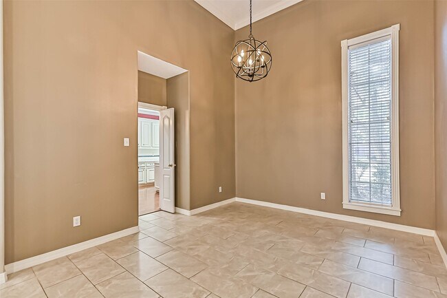 Building Photo - 2334 Pin Hook Ct