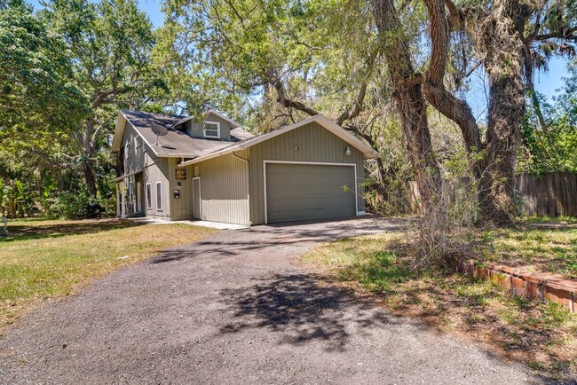 Building Photo - 2960 58th Ave S