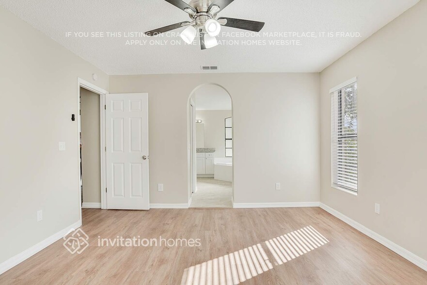 Building Photo - 2621 Alclobe Cir
