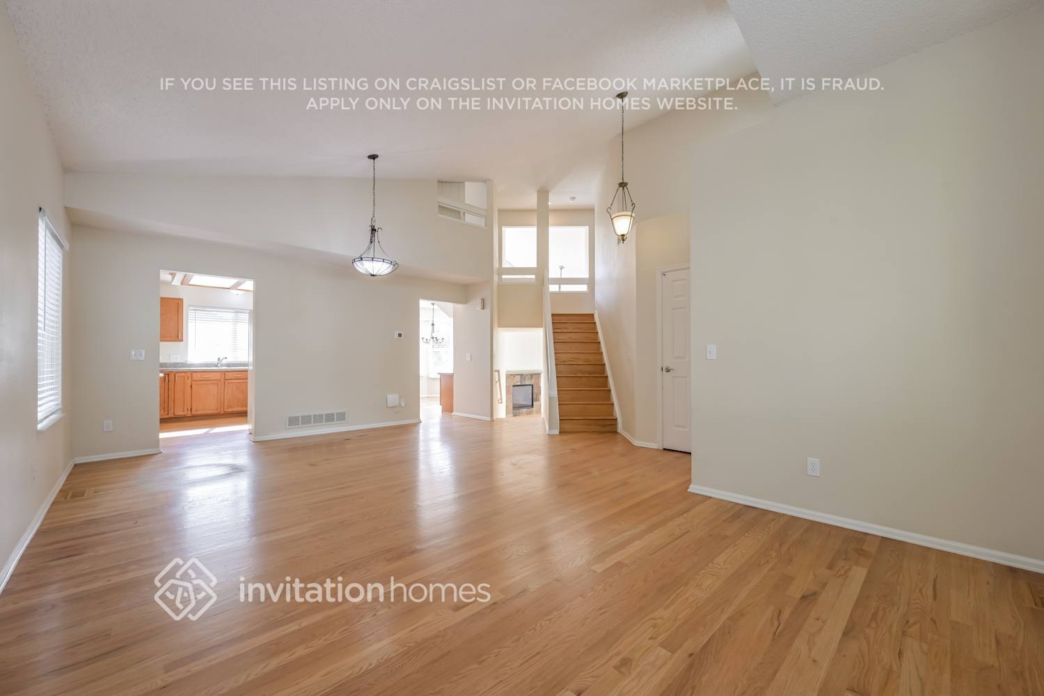 Building Photo - 1572 Beacon Hill Dr