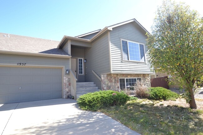 Primary Photo - 3 Bed 2.5 Bath w/AC - MileStoneRES