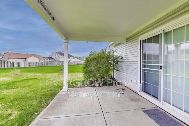 Building Photo - 8033 Painted Pony Dr