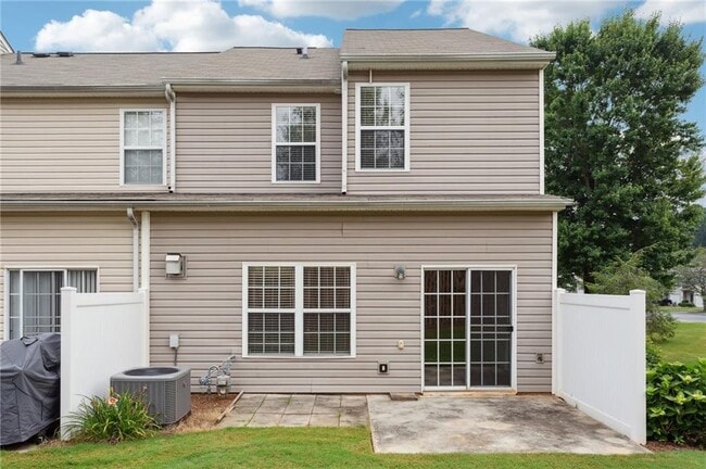Building Photo - 372 Azalea Cir