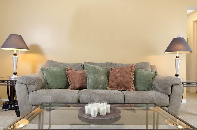 Building Photo - 1242 Haslett Rd