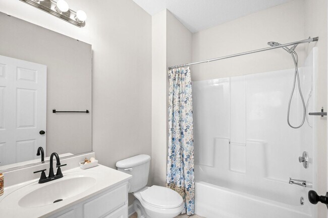 Building Photo - 5801 Oyster Catcher Dr