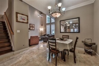 Building Photo - 1005 Memorial Village Dr