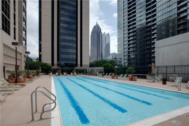 Building Photo - 1280 W Peachtree St NE