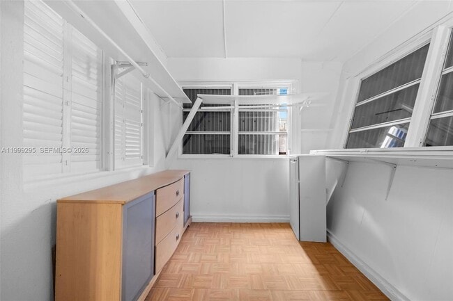 Building Photo - 261 188th St