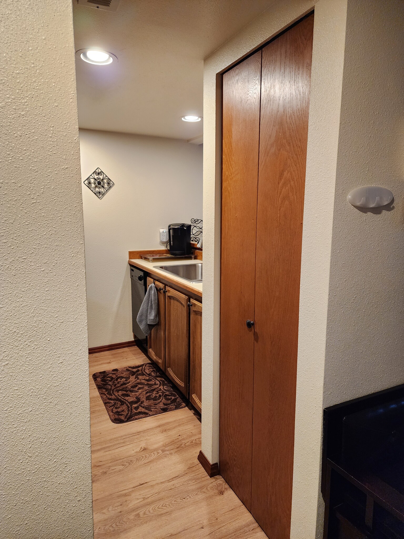 Large Pantry Closet - 9645 Independence Dr