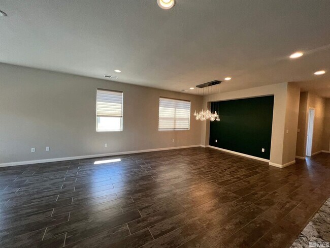 Building Photo - 774 Sweet Briar Ln