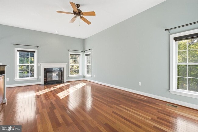 Building Photo - 6411 Velliety Ln