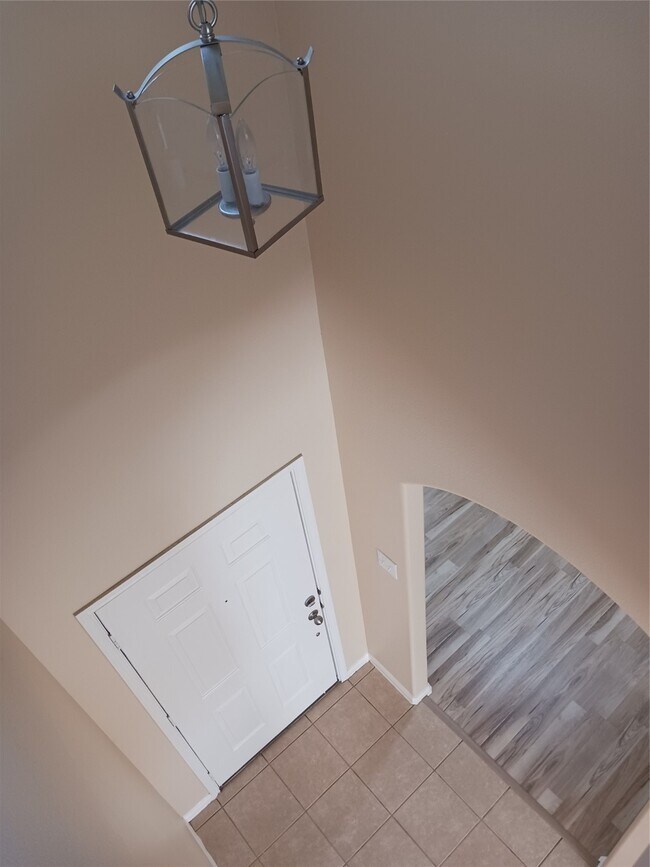 Building Photo - 10208 Wood Fern Ct
