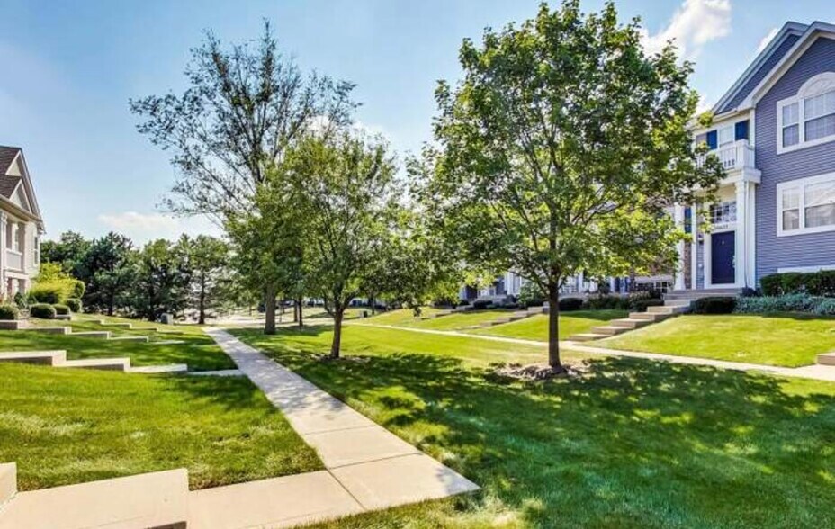 Building Photo - 24610 George Washington Dr