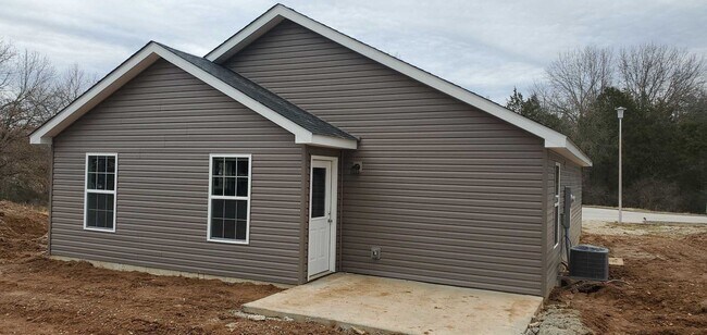 Building Photo - Brand New House Located in Rolla