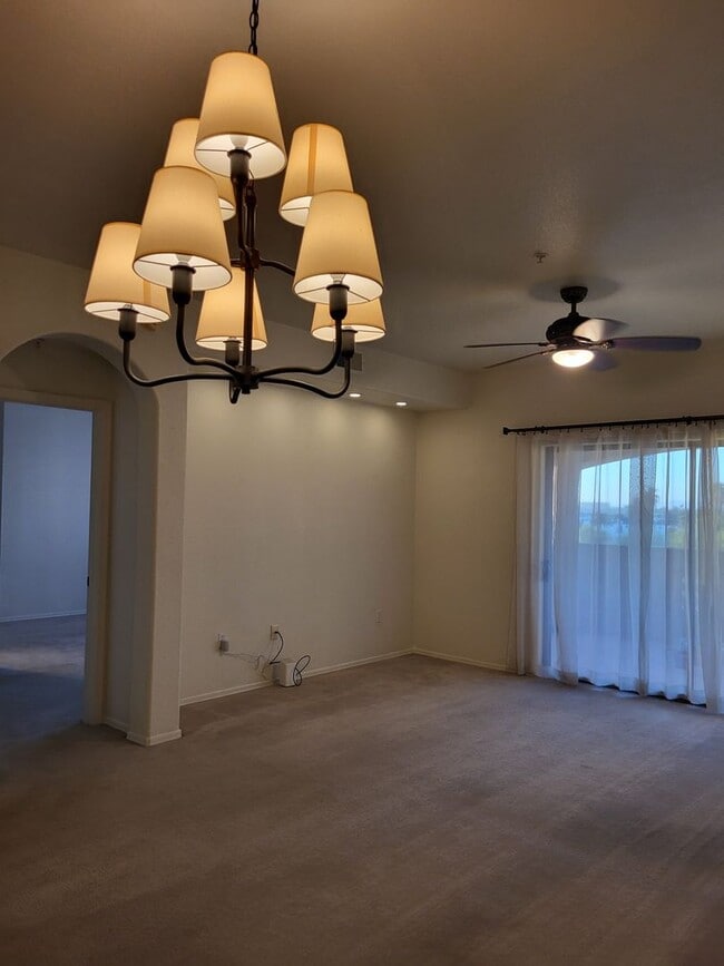 Building Photo - Unfurnished Resort Like Condo available No...