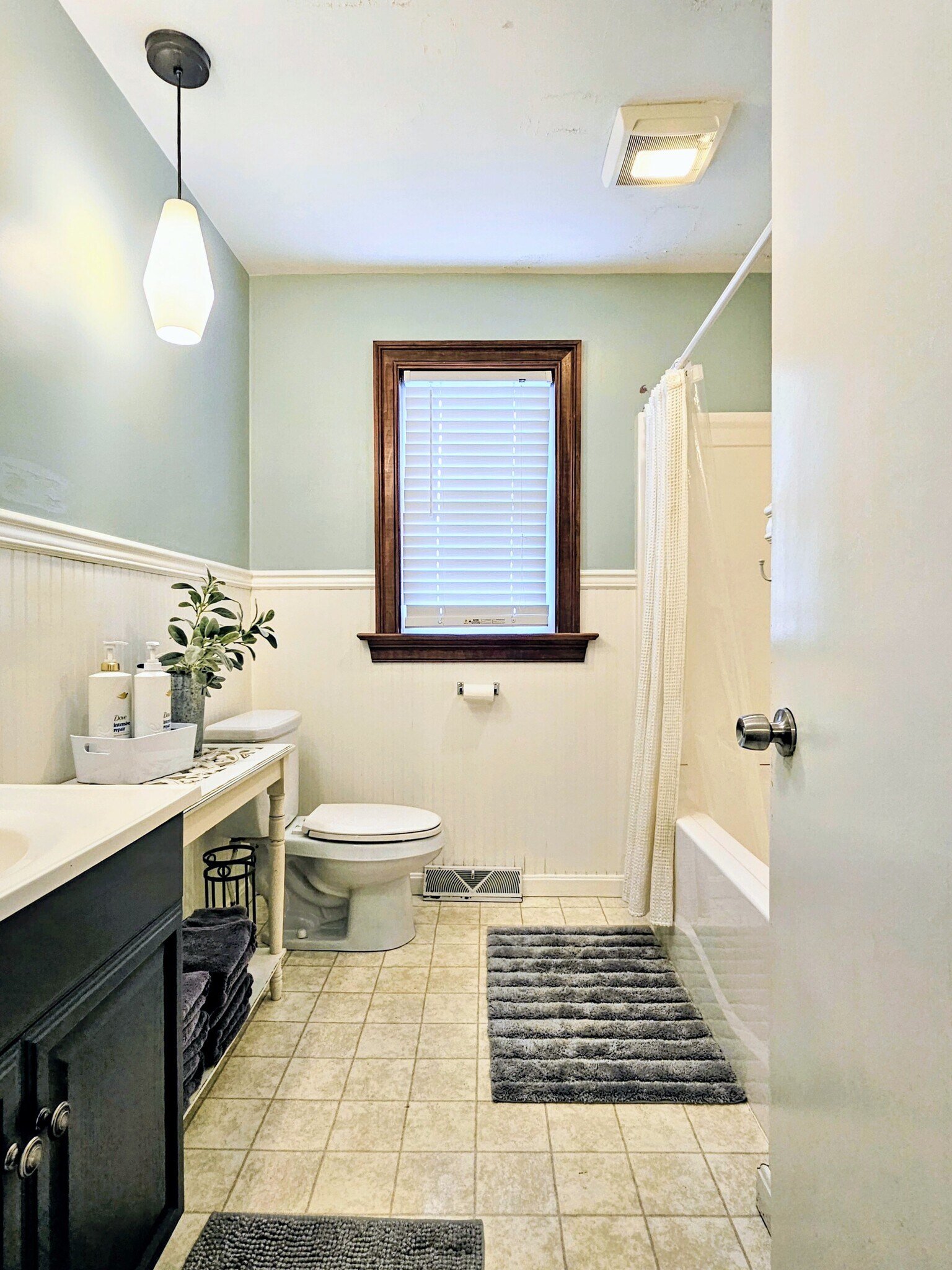 Building Photo - 1329 Landisville Rd