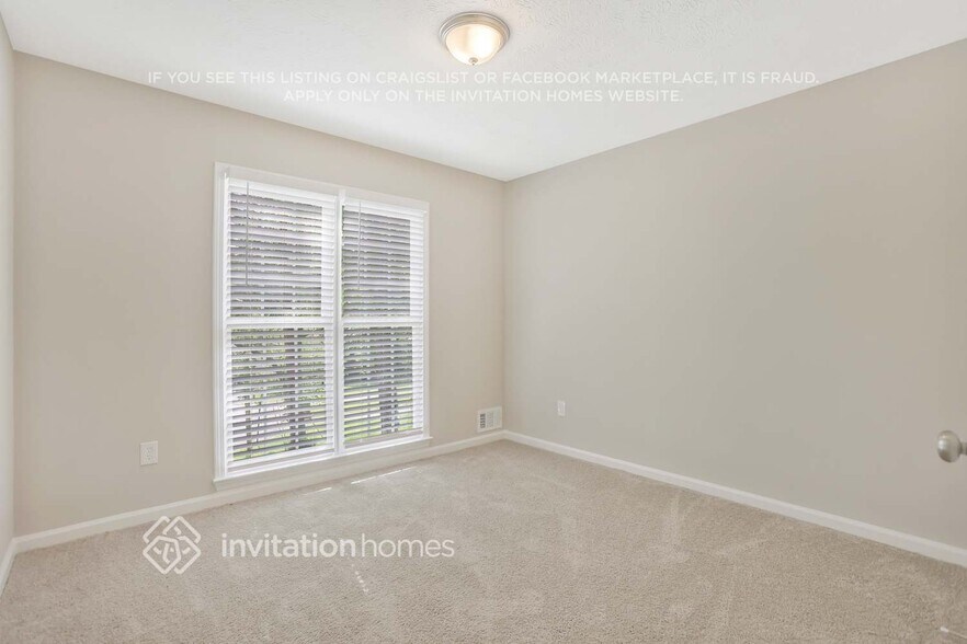 Building Photo - 5900 Branden Hill Ln